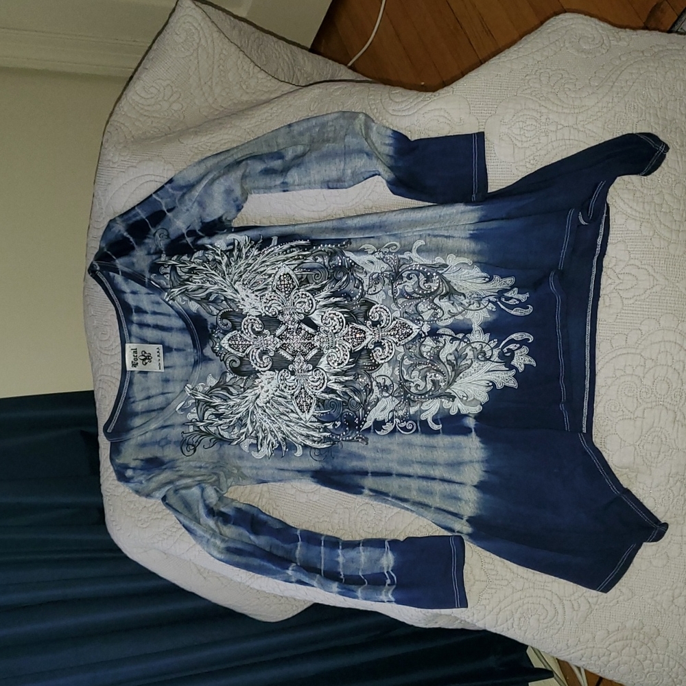 Womens or Juniors Tunic top size S